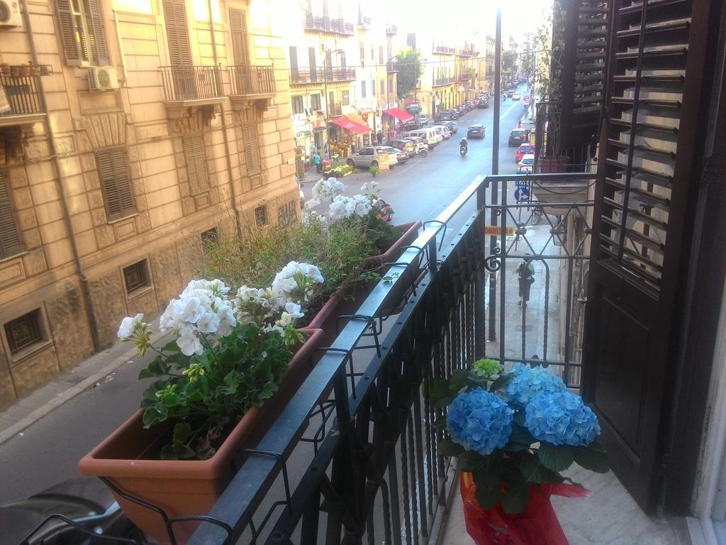 Apartament Casa Politeama Palermo Zewnętrze zdjęcie